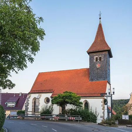 Kleines Gut Und Preiswert * Штутгарт
